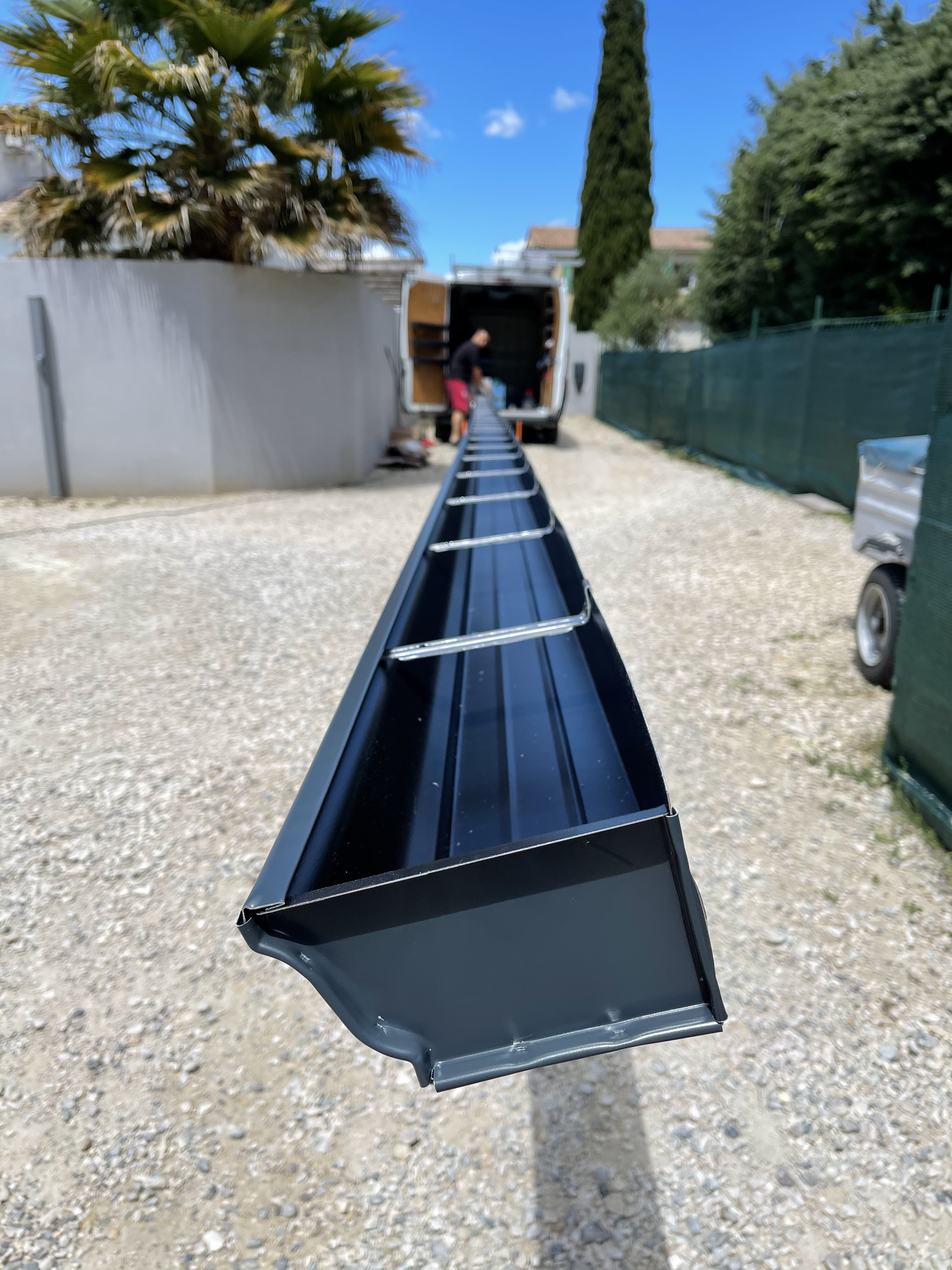 gouttière aluminium laquée granuleuse Marseille